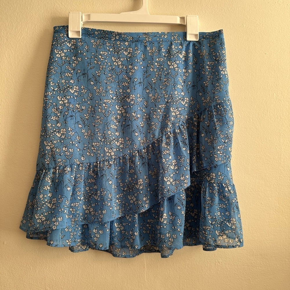 Banana Republic Asymmetrical Blue Floral Skirt - Picture 2 of 4